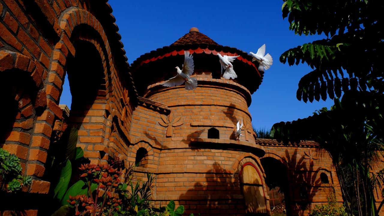 Eco Lodge Les Chambres Du Voyageur Antsirabe Eksteriør billede